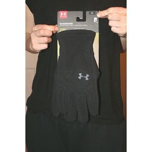 Under Armor fleece gloves